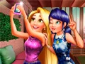 Гаме Instagram selfie u Parizu онлајн